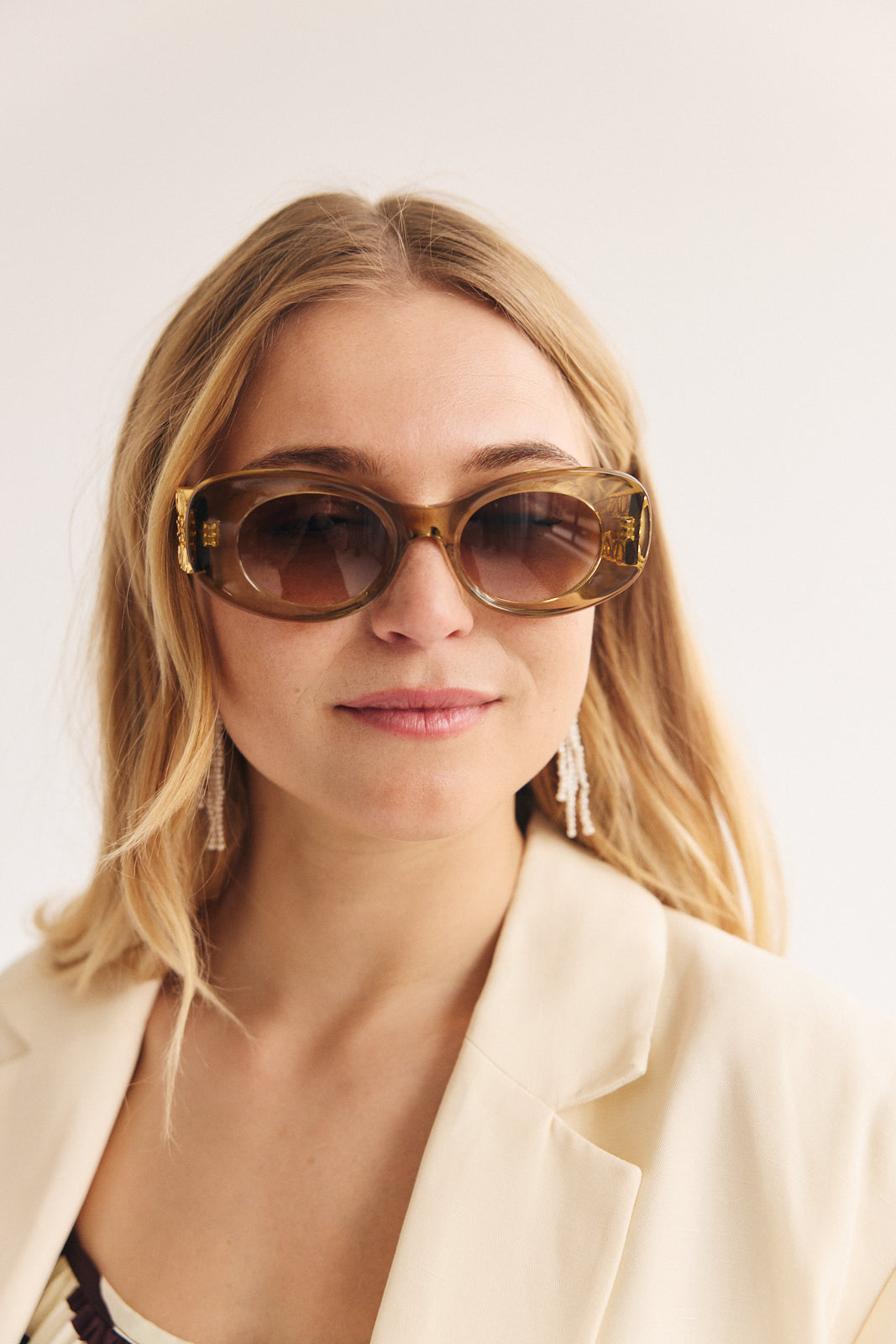Loewe zonnebril LW40175U 96F